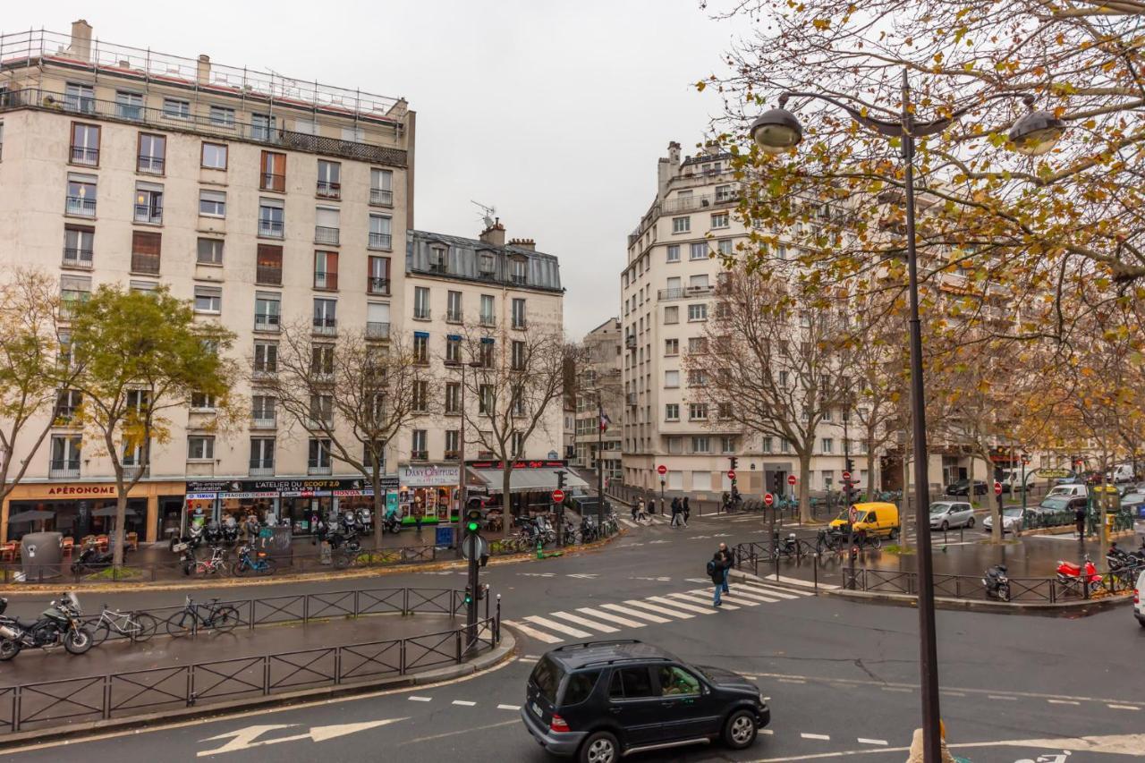 Enjoy The Traditional Parisian Life Exterior foto